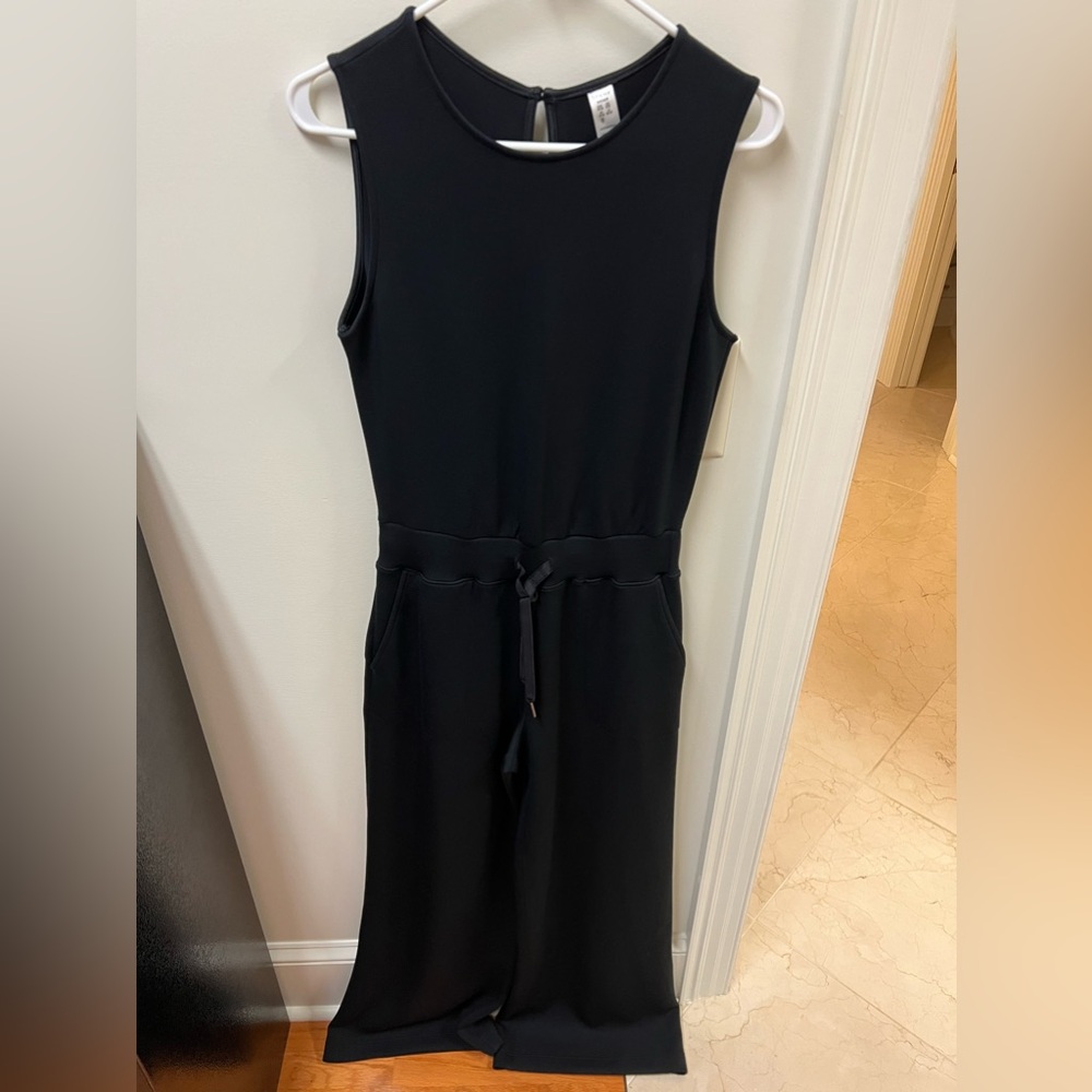 Black Air Essentials Women’s sleeveless jumpsuit